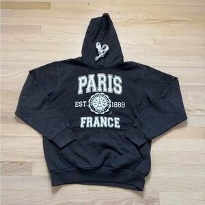 Paris France embroidered Sweatshirt women’s size small